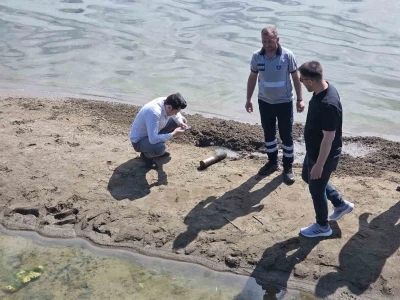 İznik G&ouml;l&uuml; sahilinde ikinci top mermisi
