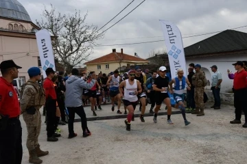 İznik Ultra Maratonu &ouml;d&uuml;l t&ouml;reniyle sona erdi