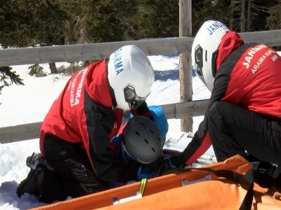 JAK timleri, Uludağ&rsquo;da 28 yılda 19 bin 420 tatilciyi kurtardı