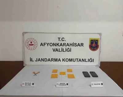 Jandarma bin 780 kullanımlık uyuşturucu emdirilmiş pe&ccedil;ete ele ge&ccedil;irdi
