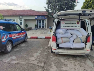 Jandarma milyonluk ka&ccedil;ak malzemeye el koydu
