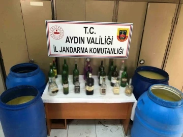 Jandarmanın operasyonunda bin 550 litre sahte şarap ele ge&ccedil;irildi
