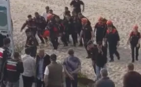 Jet skiyle denizde kaza yapan 2 kişiden biri boğuldu