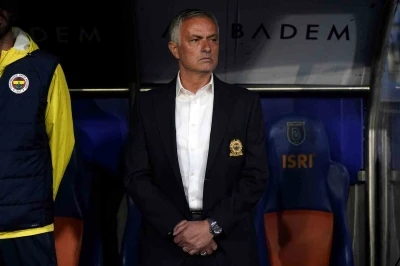 Jose Mourinho&rsquo;dan Başakşehir ma&ccedil;ında 6 değişiklik
