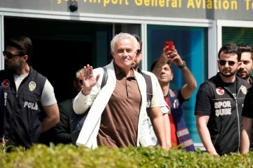 Jose Mourinho, Fenerbah&ccedil;e i&ccedil;in İstanbul&rsquo;da