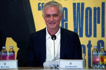 Jose Mourinho: &ldquo;Fenerbah&ccedil;e&rsquo;nin r&uuml;yalarını ger&ccedil;ekleştirmek i&ccedil;in &ccedil;ok g&uuml;&ccedil;l&uuml; takım kuracağız&rdquo;