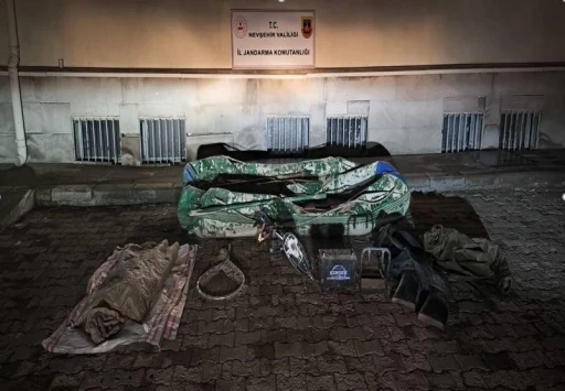 Ka&ccedil;ak balık avlayan 2 kişi su&ccedil;&uuml;st&uuml; yakalandı