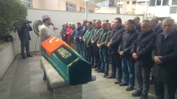 Kadık&ouml;y&rsquo;de eşi tarafından &ouml;ld&uuml;r&uuml;len hakim toprağa verildi
