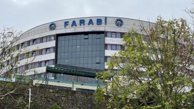 Kadın doğum uzmanı profes&ouml;rden iğren&ccedil; davranış