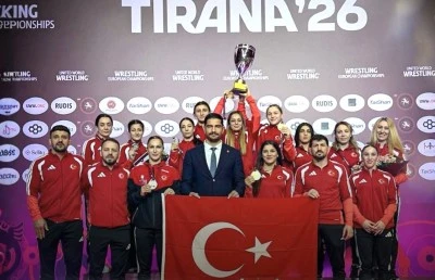  Kadın G&uuml;reş Milli Takımı, Avrupa ikincisi oldu