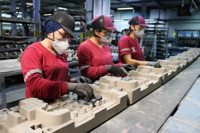 Kadın İstihdamı T&uuml;rk Sanayinin Geleceğini Şekillendiriyor