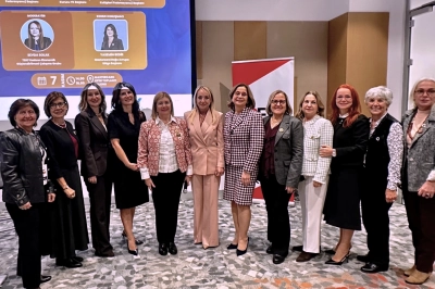 Kadın Liderlerle D&ouml;n&uuml;ş&uuml;m Buluşmaları İstanbul&rsquo;da Ger&ccedil;ekleşti