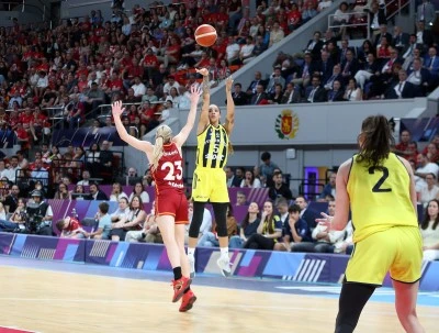 Kadınlar Euroleague'de 3. kez şampiyon Fenerbah&ccedil;e