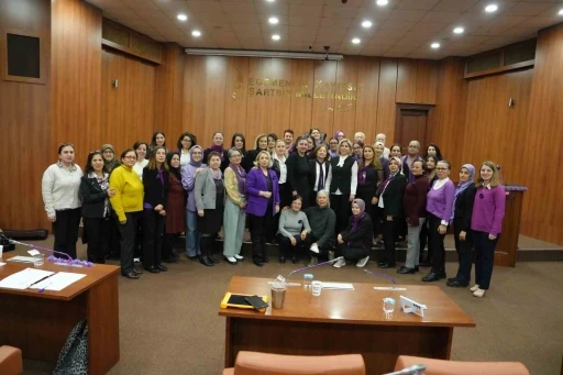 Kadınlar Kartal&rsquo;ın geleceğine ışık tutuyor
