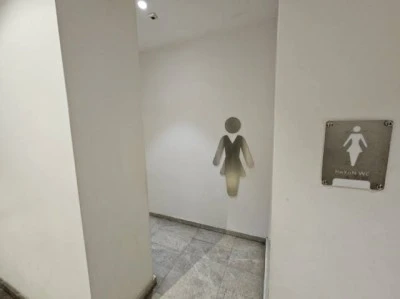 Kadınlar tuvaletindeki sapıklık