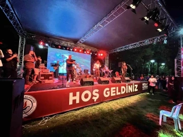 Kağıthane&rsquo;de 30 Ağustos Zafer Bayramı coşkuyla kutlandı

