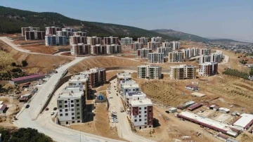 Kahramanmaraş&rsquo;ta 668 konut daha depremzedelere teslim edildi
