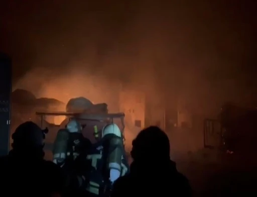 Kahramanmaraş&rsquo;ta fabrika yangını
