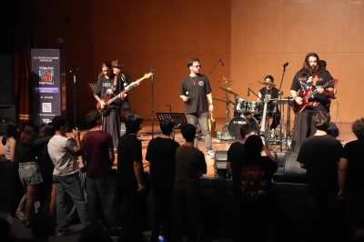 Kahramanmaraş&rsquo;ta Festivalin Sekizinci G&uuml;n&uuml; T&uuml;rk Rock M&uuml;ziği Konseriyle Ta&ccedil;landı
