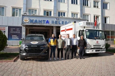 Kahta Belediyesi hizmet kalitesini artırmak i&ccedil;in filosuna 2 yeni ara&ccedil; ekledi
