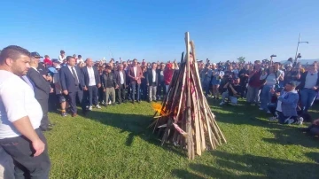 Kakava ateşi ilk kez Tekirdağ&rsquo;da yakıldı: Sokaklar doldu taştı
