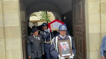 Kalp krizinden hayatını kaybeden uzman &ccedil;avuş son yolculuğuna uğurlandı
