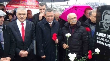 Kamer Gen&ccedil; anmasına katılan CHP Genel Başkanı &Ouml;zg&uuml;r &Ouml;zel: "Kamer Gen&ccedil;&rsquo;in hikayesi, cumhuriyetin hikayesidir"
