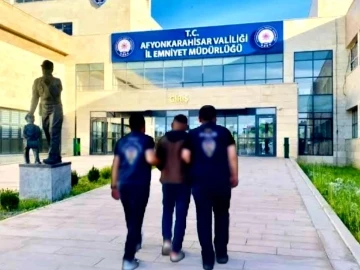 Kamp&ccedil;ıların telefonlarını &ccedil;alan şahsı polis yakaladı
