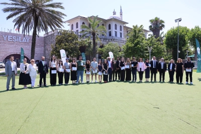 Kamp&uuml;sAktif &Ouml;ğrenci Tasarım Yarışması&rsquo;nda Dereceye Girenler &Ouml;d&uuml;llerini Aldı