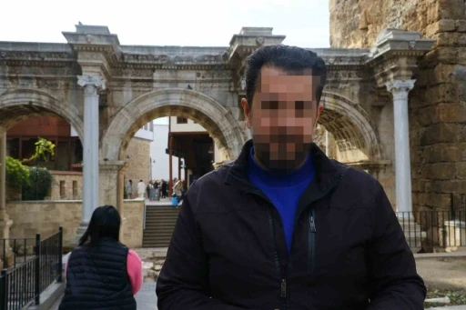 Kamu g&ouml;revlisini "Karabiber gibi yanarsın" deyip 82 bin TL dolandırmaya &ccedil;alıştılar
