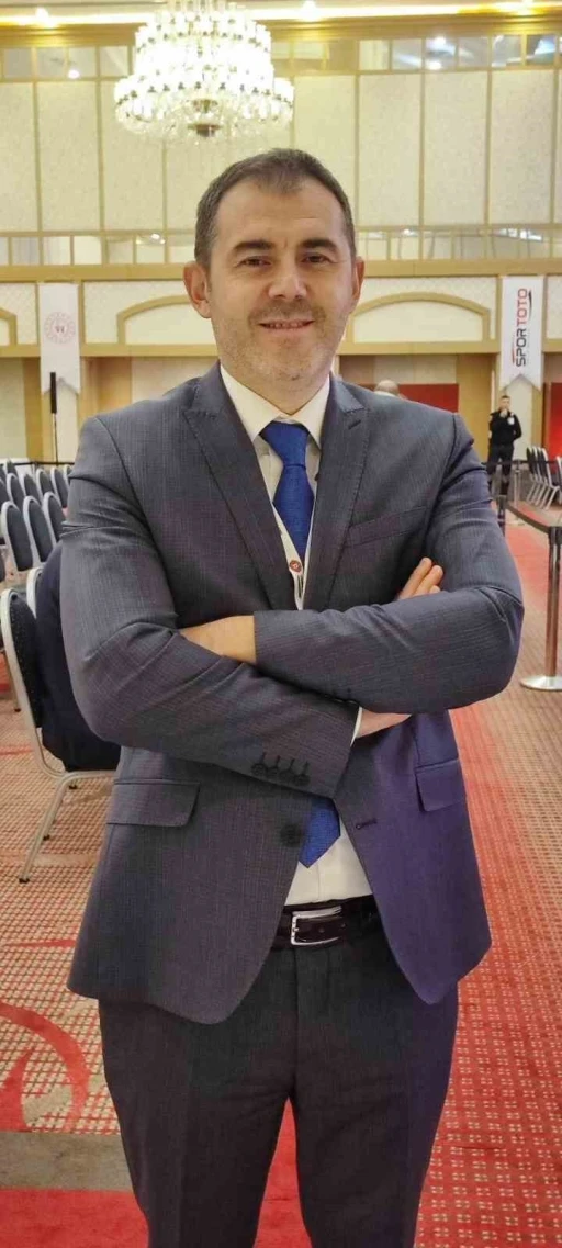 Kanonun zirvesine T&uuml;rk aday
