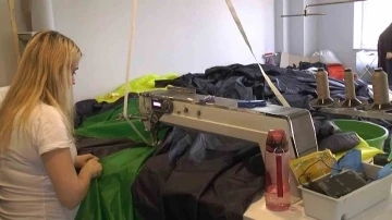 Kapadokya&rsquo;da yerli ve milli balon &uuml;retimi devam ediyor
