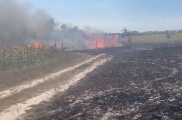 Kapaklı&rsquo;da baraka yangını
