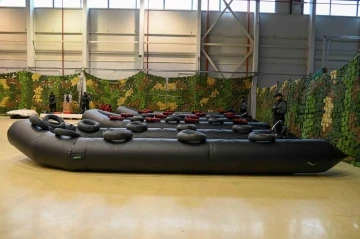 Kapıkule&rsquo;den ge&ccedil;en şişme botlar Bulgar g&uuml;mr&uuml;ğ&uuml;ne takıldı
