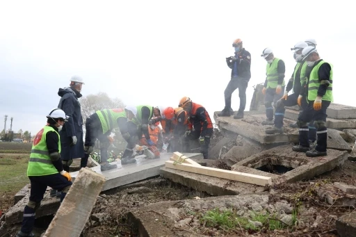 KAR ekibine 3 g&uuml;nl&uuml;k saha eğitimi
