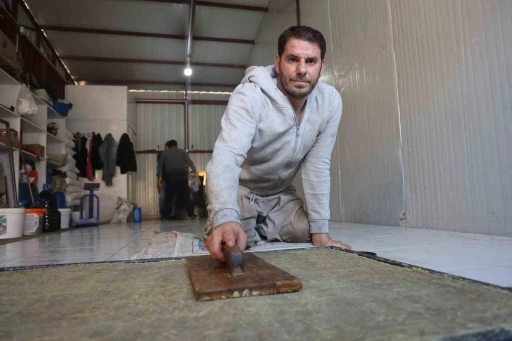 Kara kazan, asırlardır aynı y&ouml;ntemlerle &uuml;retilen zeytinyağlı defne sabunu i&ccedil;in kaynıyor
