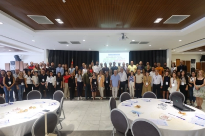 Karabağlar&rsquo;da B&uuml;t&uuml;nleşik Kentsel D&ouml;n&uuml;ş&uuml;m &Ccedil;alıştayı D&uuml;zenlendi