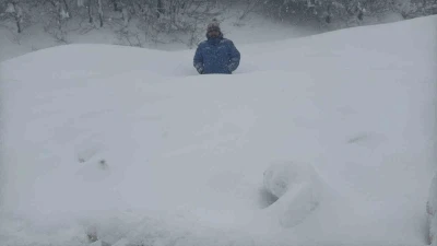 Karab&uuml;k Bartın yolunda kar kalınlığı 1,5 metreyi aştı