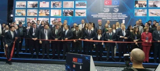 Karab&uuml;k dijitalleşmede &ouml;nc&uuml; şehirlerden biri oldu
