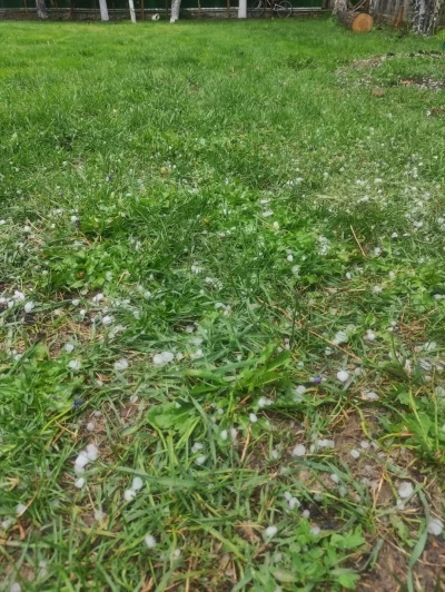 Karab&uuml;k&rsquo;te dolu yağışı hayatı olumsuz etkiledi
