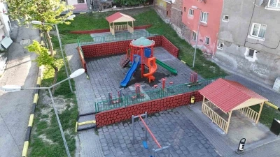 Karab&uuml;k&rsquo;te parklar modernize ediliyor
