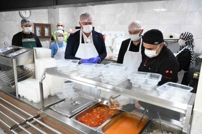 Karacabey Belediyesi&rsquo;nden her kesime dokunan sosyal destekler