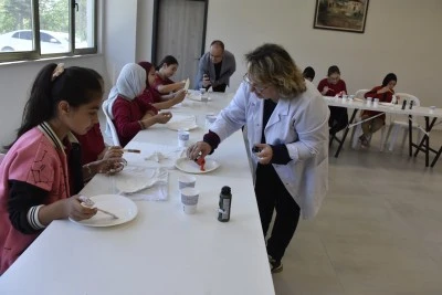 Karacabey Belediyesi&rsquo;nden &ouml;ğrencilere sanat desteği