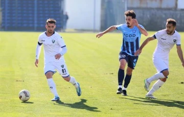 Karacabey Belediyespor'dan taraftarını &uuml;zen skor 