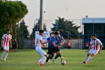 Karacabey Belediyespor galibiyeti uzatmada ka&ccedil;ırdı