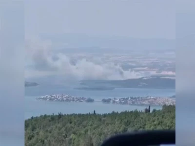 Karacabey'de sazlık alanda yangın 