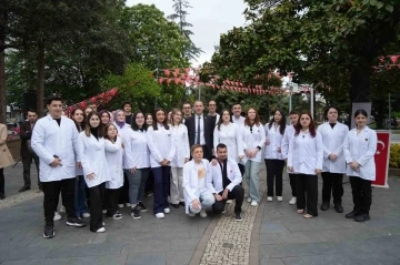 Karacan: &ldquo;Eczacıların &ouml;nemi pandemi ve depremlerde g&ouml;r&uuml;ld&uuml;&rdquo;
