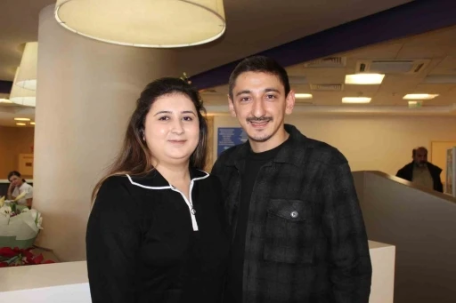 Karaciğer nakilli uzman psikologdan hastalara &ouml;neri: "G&uuml;&ccedil;l&uuml; ve pozitif olun"
