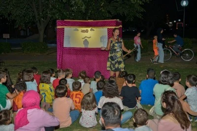 Karag&ouml;z Bursalıların g&ouml;nl&uuml;ne perde kurdu