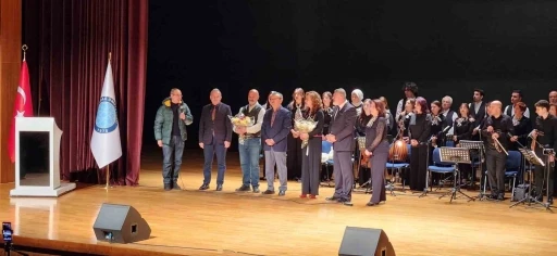 Karag&ouml;z gelin oldu
